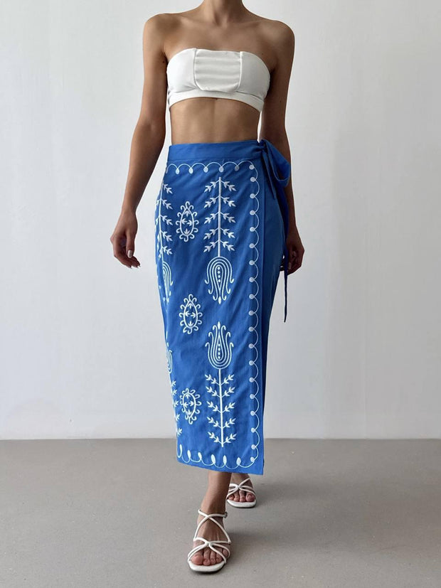 STITCH WRAP SKIRT