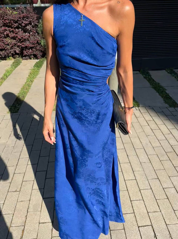 ONE-SHOULDER DRESS