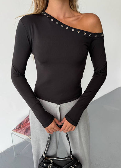 OFFBEAT ELEGANCE TOP