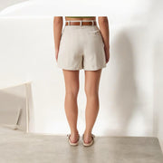 CREAM PLEATED SHORT