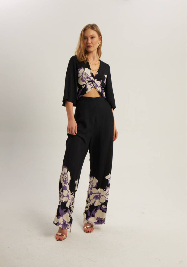 BLOOM IN BLACK JUMPSUIT