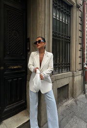 STITCHED ELEGANCE BLAZER