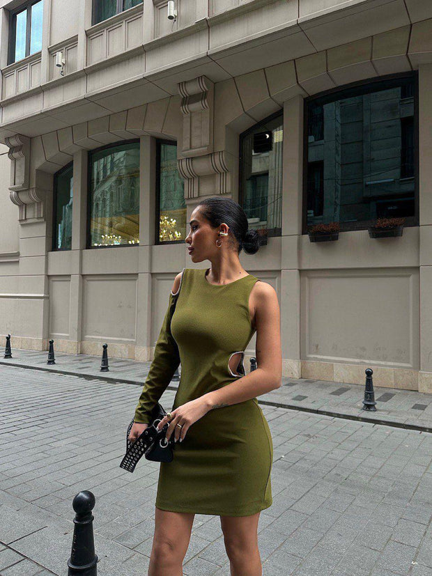 SIDE GLOW CUT-OUT DRESS